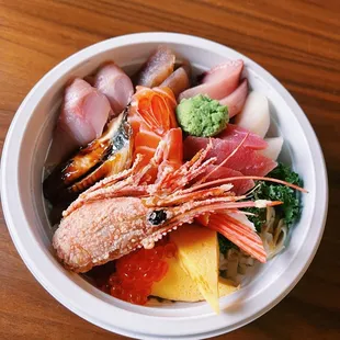 Chirashi bowl