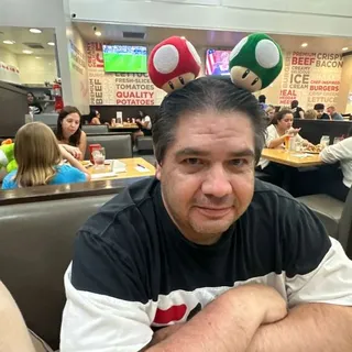 Fernando M.