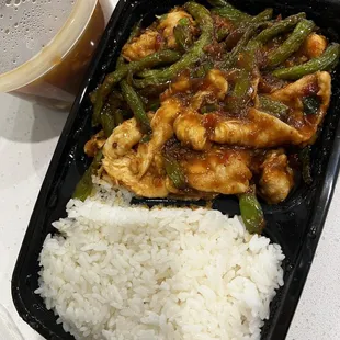 Chicken with garlic green beans