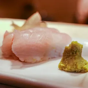 Amberjack Sushi