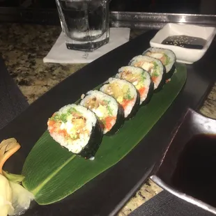 Soft shell crab roll