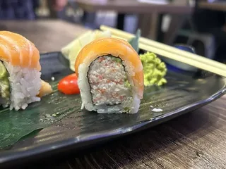 Raku Sushi by Ramen Mura