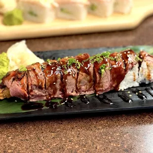 Black Steak Roll