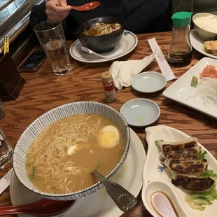 Ramen, Vegetable Gyoza