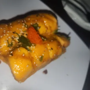Spicy Salmon Roll
