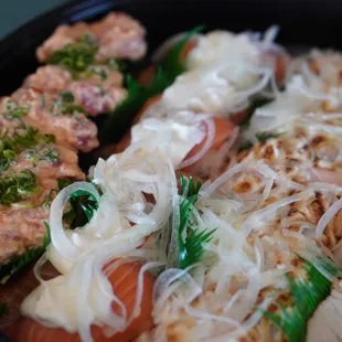 Custom platter Spicy ahi, onion salmon, seared garlic salmon *12/9/23