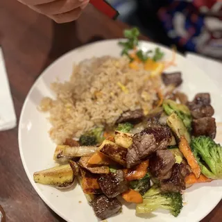 L4. Steak Hibachi Lunch Special