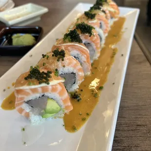 Salmon Lemon Roll