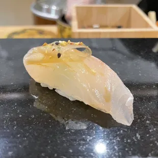 sushi, sashimi, sushi and sashimi, food