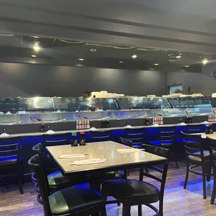 sushi and sashimi, interior