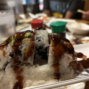 Each "roll" unraveled as i picked it up from the bed of rice it sat on