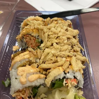 Spicy Crab Rangoon Roll
