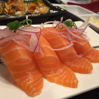 Salmon Sushi