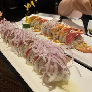Seared Tuna Roll