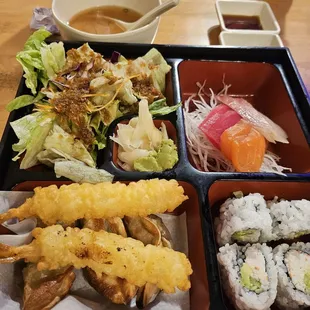 Sashimi bento