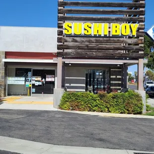 The Front &amp; Signage  10-12-2021