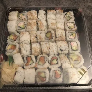 Sakura Party Tray (California Roll, Spicy Tuna Roll, Salmon Roll)