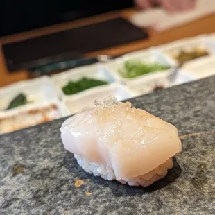 Japanese Scallop - @sushitraveler