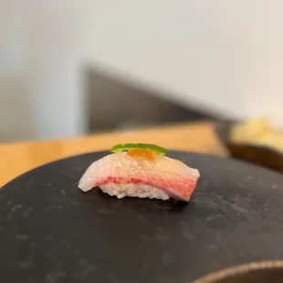Piece Omakase