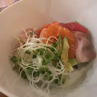 Sashimi Salad