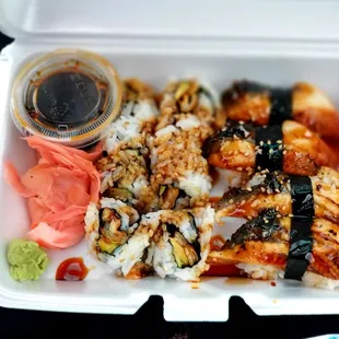 Eel Combo (Eel Avocado Roll + 4 Eel Nigiri)