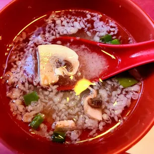 Clear soup had nice light broth, crsipy lil shallots, and some tender sliced mushrooms (for extra flavor, try adding a splash of soy sauce)