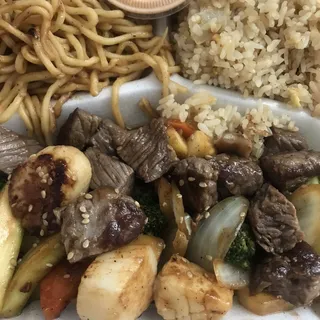 Steak and scallops (D)
