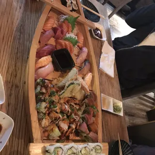 Sushi Boat #3 (65pcs)