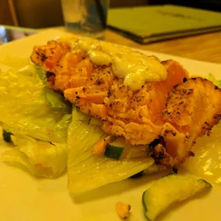 Seared Salmon Salad