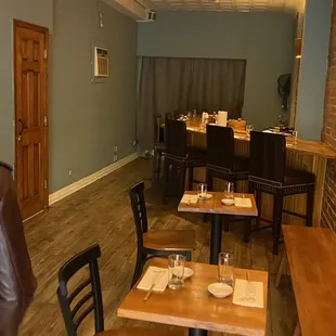 Entire seating
