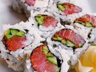 HILO Poke & Sushi