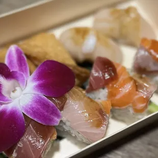 Rainbow Roll, Inari, Scallop