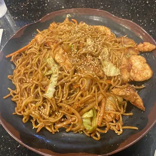 Chicken yakisoba - medium plus spicy
