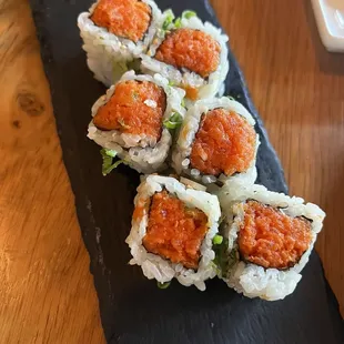 Spicy tuna roll