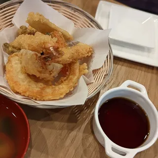 Shrimp Tempura Appetizer (4 Pieces)