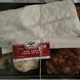 Getting my Garlic Chicken Bento fix.