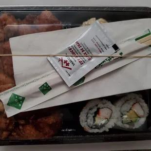 Garlic Chicken Bento ($9.95) still DEALAGES Yo!