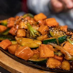 Sizzling Tappan Seafood ($20)