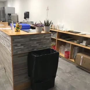 sushi and sashimi, interior