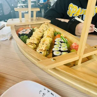 food, sushi and sashimi, sushi, sashimi