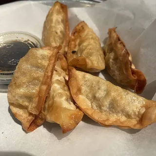 6 Piece Gyoza