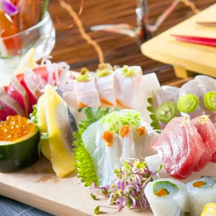"Premium Sashimi Combo~"