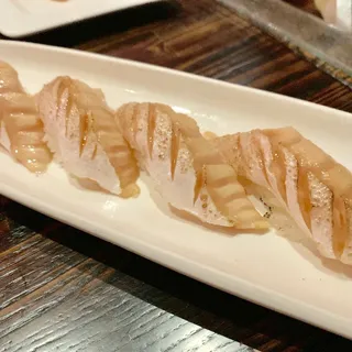 LIGHTLY GRILLED SALMON BELLY