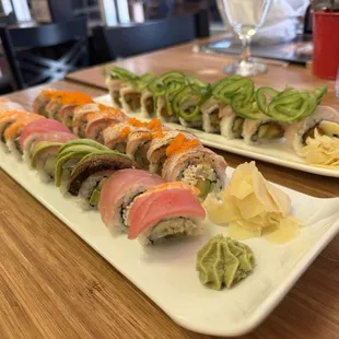 Rainbow roll, tuna with jalapeños