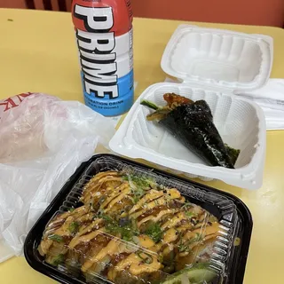 Salmon Skin hand roll