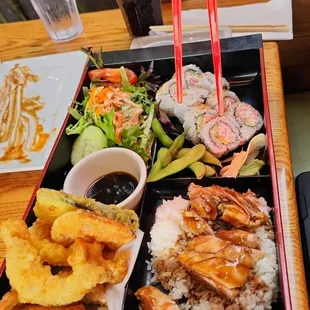 Deluxe Bento