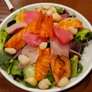 Sashimi rainbow salad