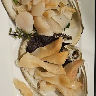 Aoyagi/Orange Clam, Santa Barbara Uni by Chef Tommy