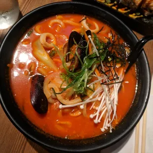 Spicy seafood udon