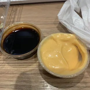 Eel sauce and spicy Mayo